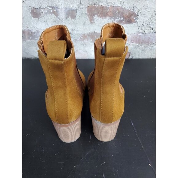 New DREAM PAIRS Women's Retro Elastic Chelsea Ankle Boots Low Chunky Heels - Picture 3 of 6